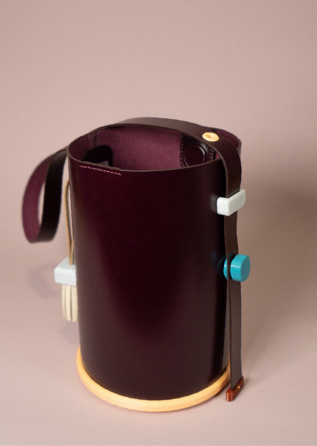 Pail Series 03