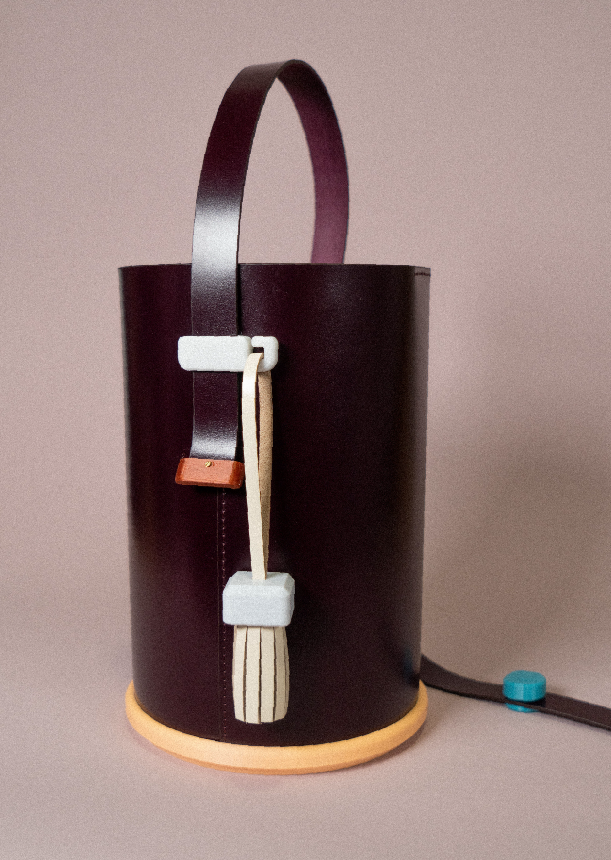 Pail Series 03
