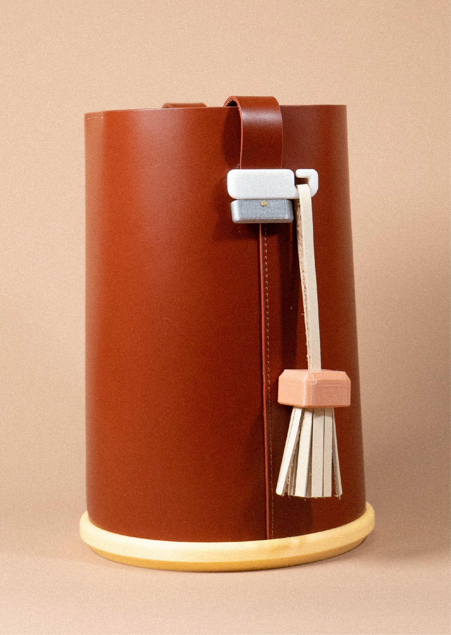 Pail Series 02